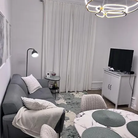 Le Rapp 6, Appartement De Standing 3 Chambres, 7 Personnes &1 Bebe, Cosy Et Familial Ultra Equipe Emplacement Ideal Proche Gare Centre Ville Marches De Noel Quartier Tribunal Contades Strasburgo Esterno foto